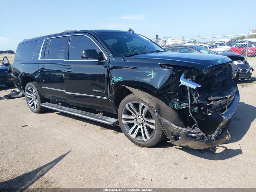 2018 GMC YUKON XL DENALI | 1GKS2HKJ3JR263172 | UPCARS
