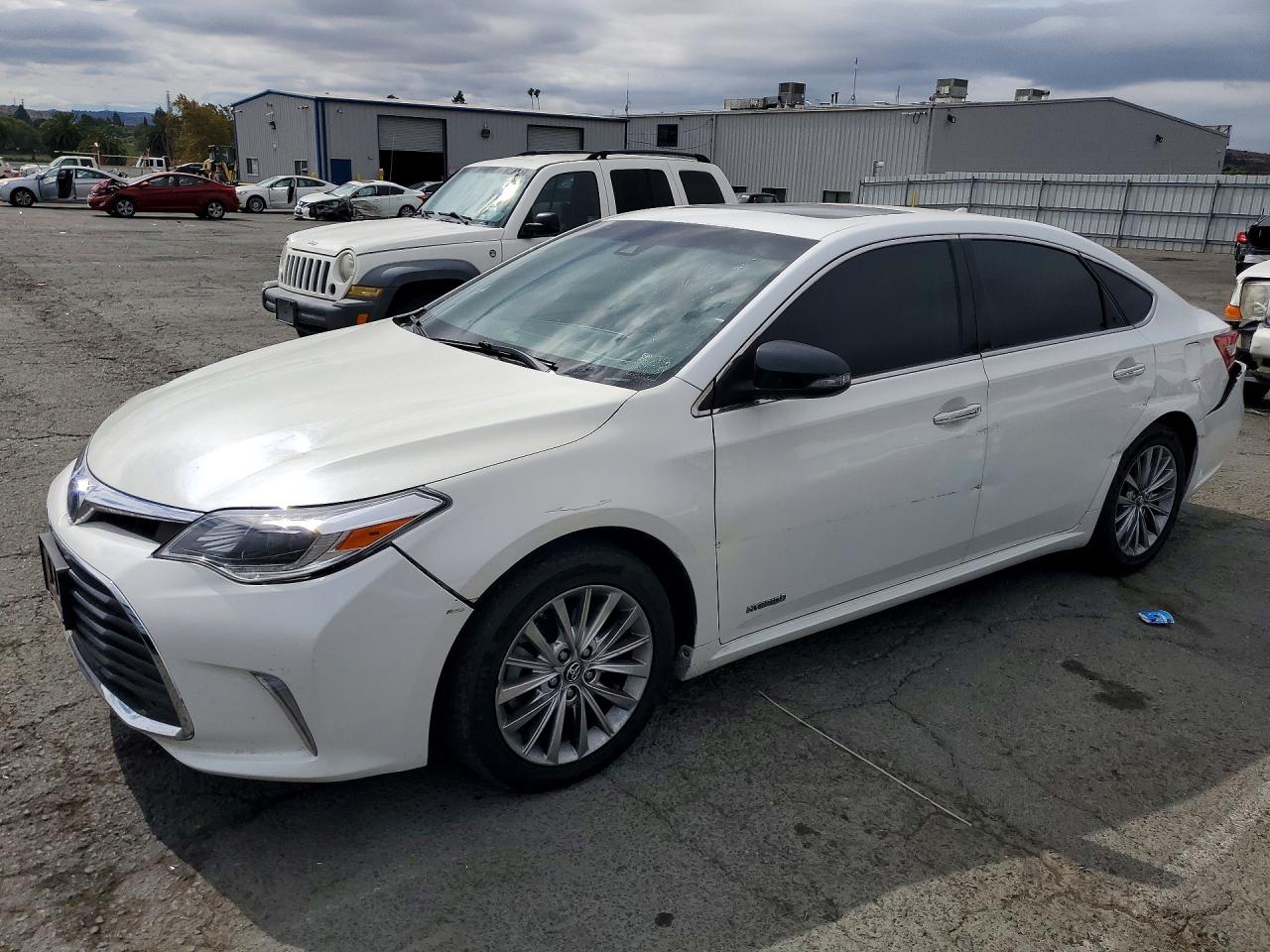 2017 TOYOTA AVALON LIMITED | 4T1BD1EBXHU057884 | UPCARS