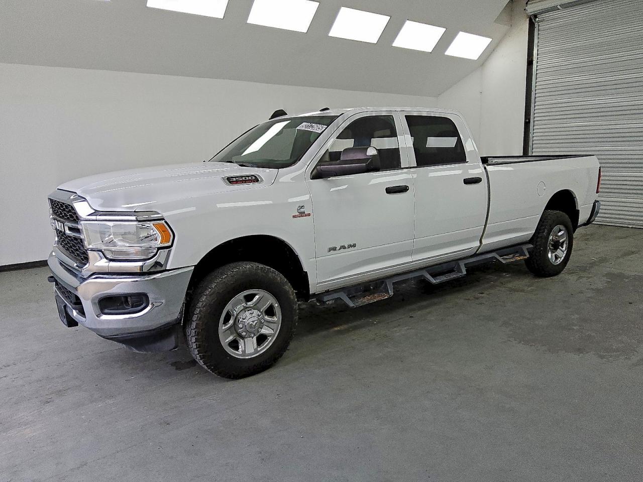 2022 RAM 3500 TRADESMAN | 3C63R3GL6NG137992 | UPCARS