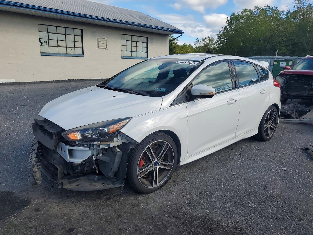 2016 FORD FOCU ST | 1FADP3L9XGL257691 | UPCARS