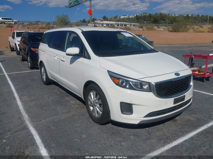 2017 KIA SEDONA LX | KNDMB5C15H6332280 | UPCARS
