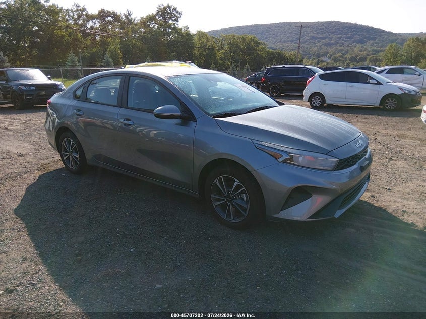 2024 KIA FORTE LXS | 3KPF24AD7RE760184 | UPCARS