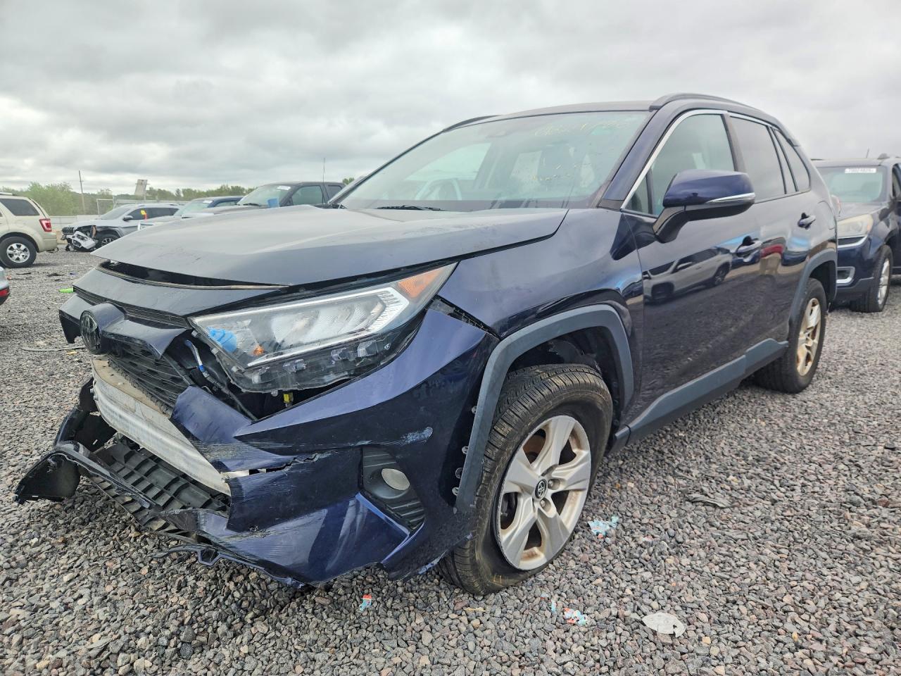 2019 TOYOTA RAV4 XLE | 2T3P1RFV4KC016477 | UPCARS