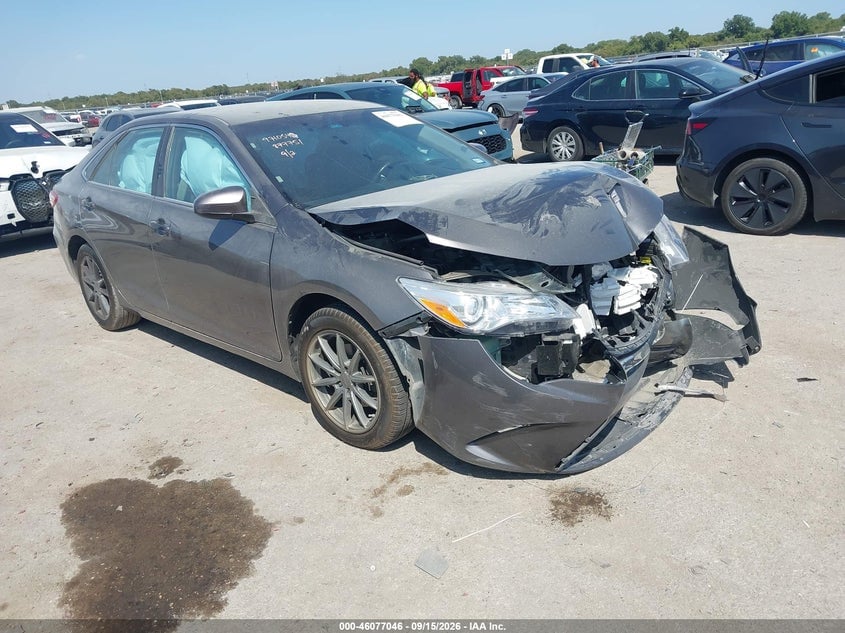 2015 TOYOTA CAMRY SE | 4T1BF1FK7FU877751 | UPCARS