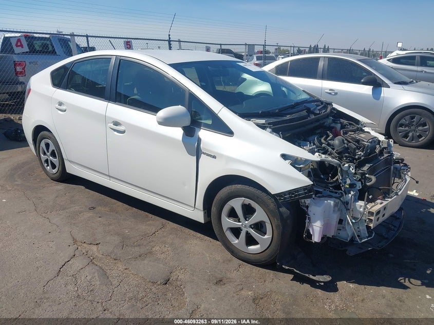 2013 TOYOTA PRIUS THREE | JTDKN3DU2D5631706 | UPCARS