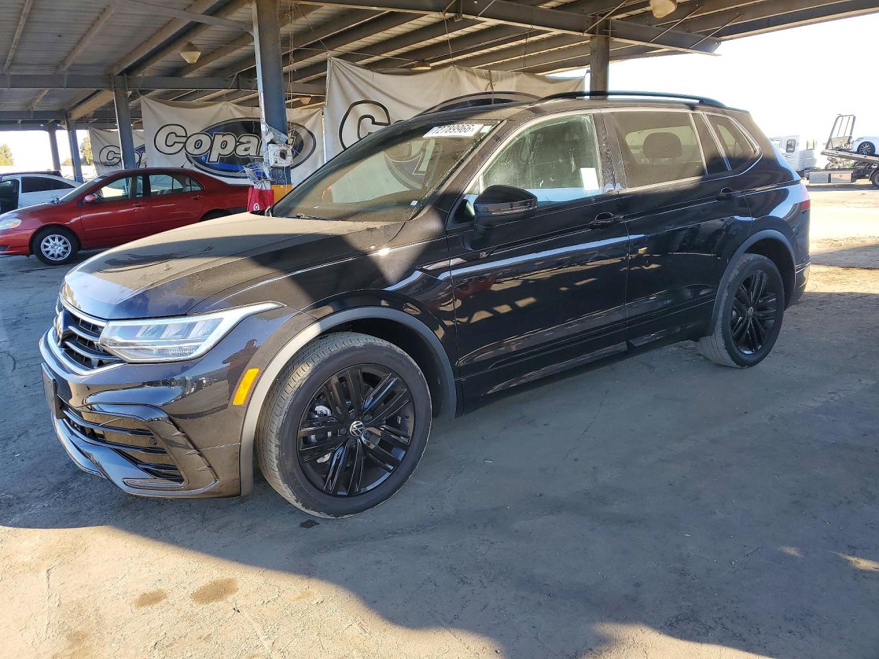 2022 VOLKSWAGEN TIGUAN SE R-LINE BLACK | 3VVCB7AX1NM064503 | UPCARS