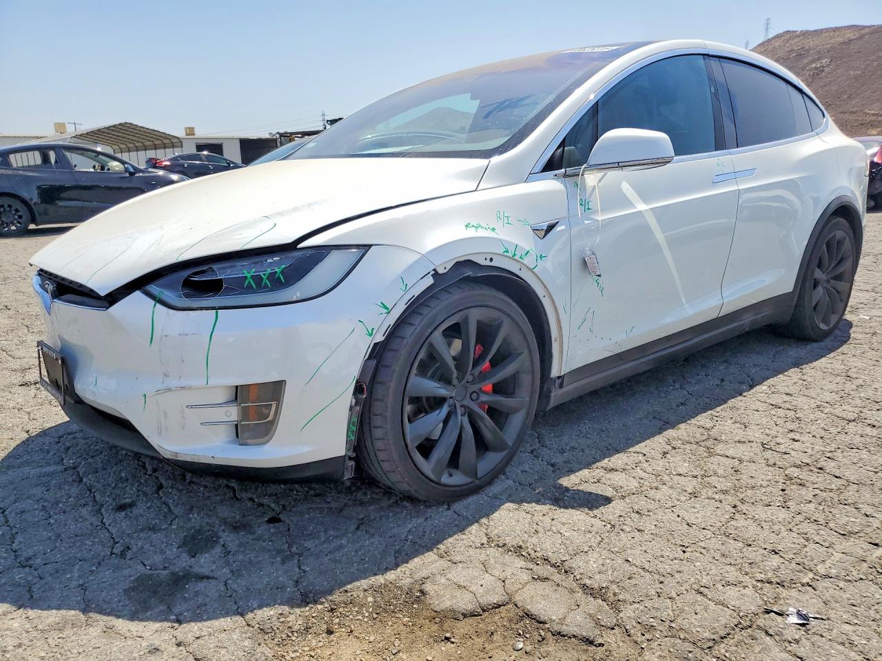 2018 TESLA MODEL X | 5YJXCBE46JF105237 | UPCARS