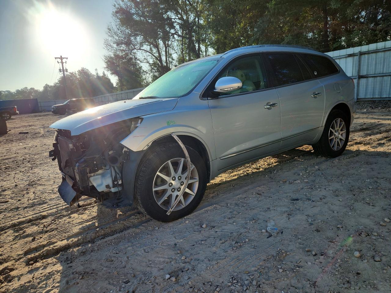 2016 BUICK ENCLAVE | 5GAKRBKD9GJ337623 | UPCARS