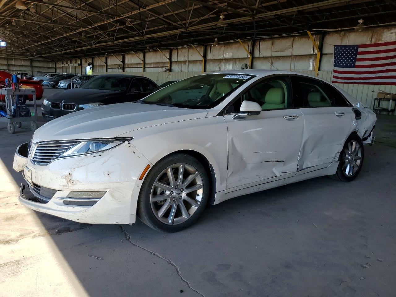 2015 LINCOLN MKZ HYBRID | 3LN6L2LU8FR604573 | UPCARS