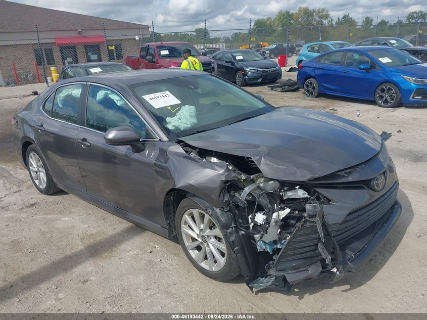 2021 TOYOTA CAMRY LE | 4T1C11AK7MU611783 | UPCARS