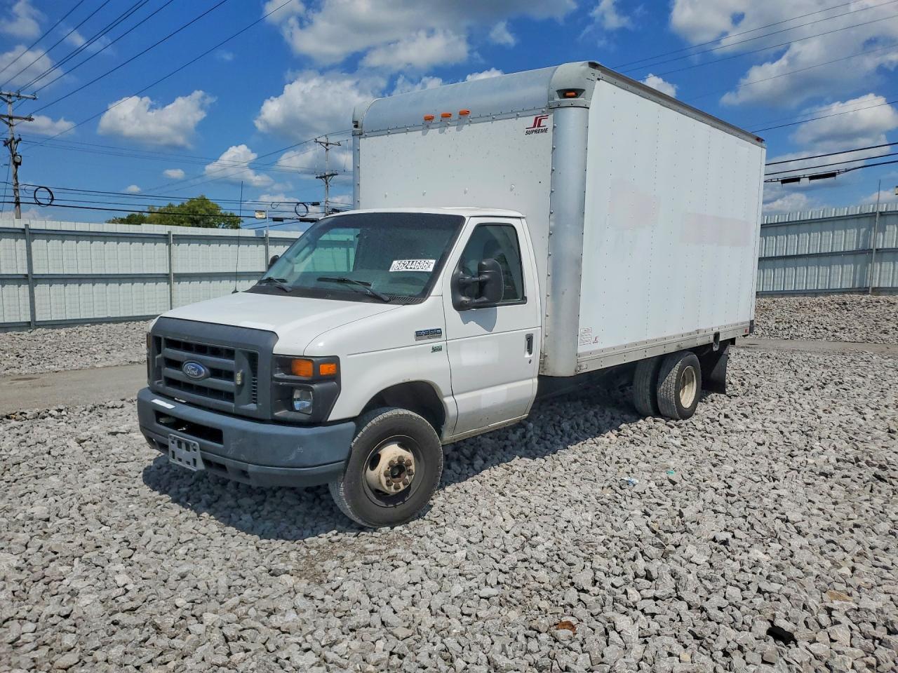 2013 FORD ECONOLIN E350 SUPER DUTY CUTAWAY VAN | 1FDWE3FL2DDB36946 | UPCARS