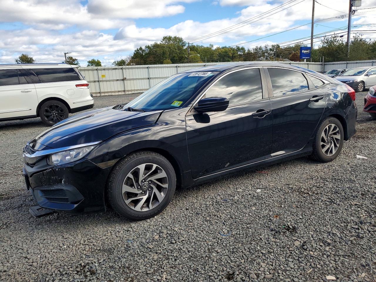 2018 HONDA CIVIC EX | 2HGFC2F73JH591067 | UPCARS