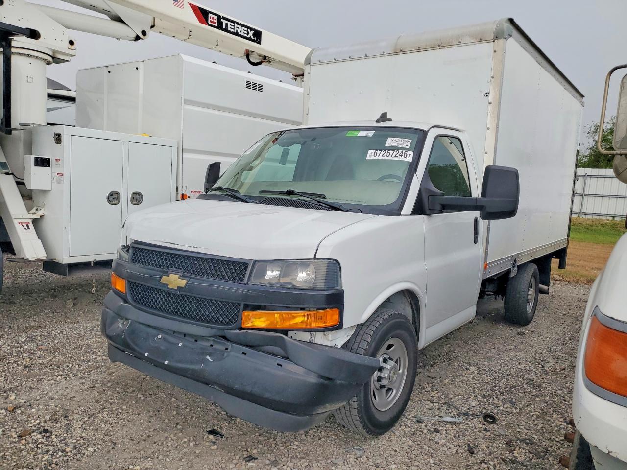 2023 CHEVROLET EXPRESS BOX TRUCK | 1GB0GRFP7P1116745 | UPCARS