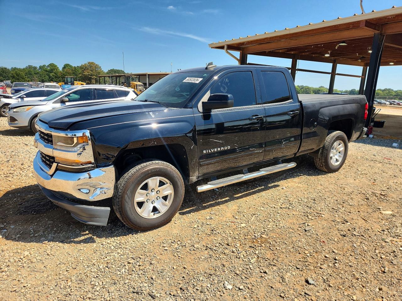 2018 CHEVROLET SILVERADO C1500 LT | 1GCRCREC8JZ136735 | UPCARS