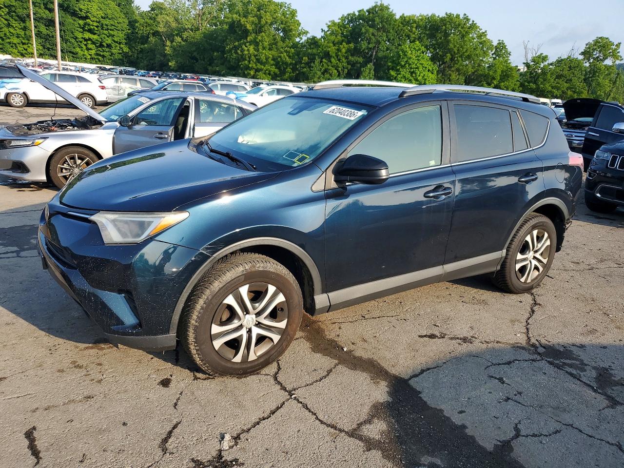 2017 TOYOTA RAV4 LE | JTMBFREV2HJ174478 | UPCARS