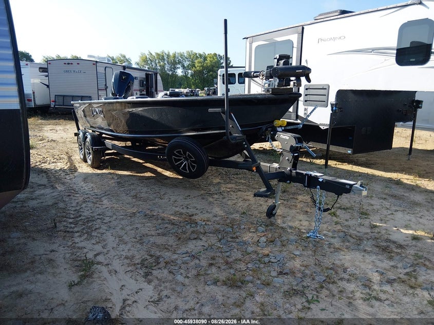 2026 LUND 20' | LBBES032B626 | UPCARS