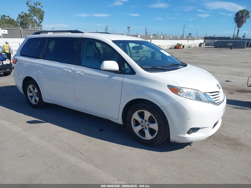 2015 TOYOTA SIENNA LE 8 PASSENGER | 5TDKK3DC0FS616361 | UPCARS