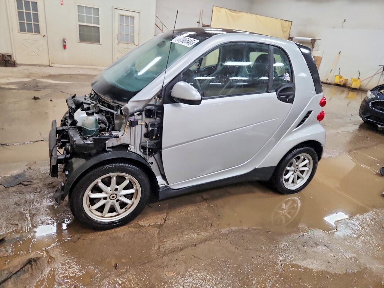 2009 SMART FORTWO PURE | WMEEJ31X59K233651 | UPCARS