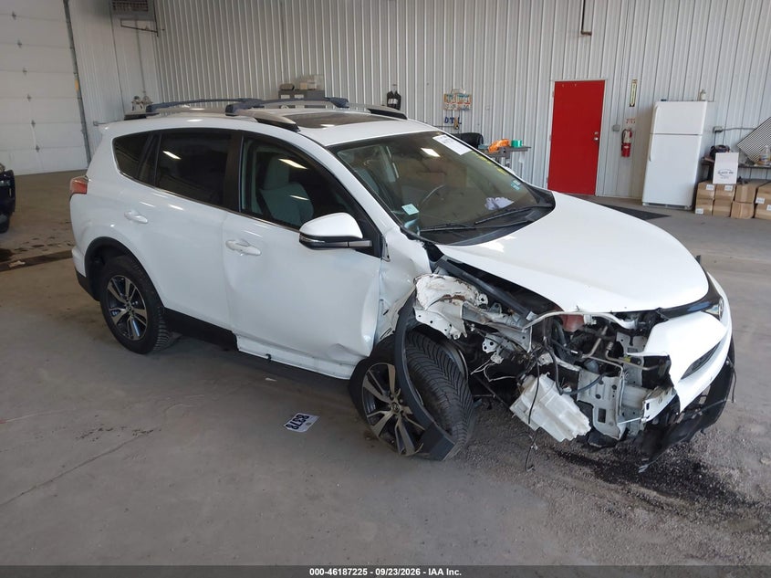 2016 TOYOTA RAV4 XLE | JTMWFREV3GJ078164 | UPCARS