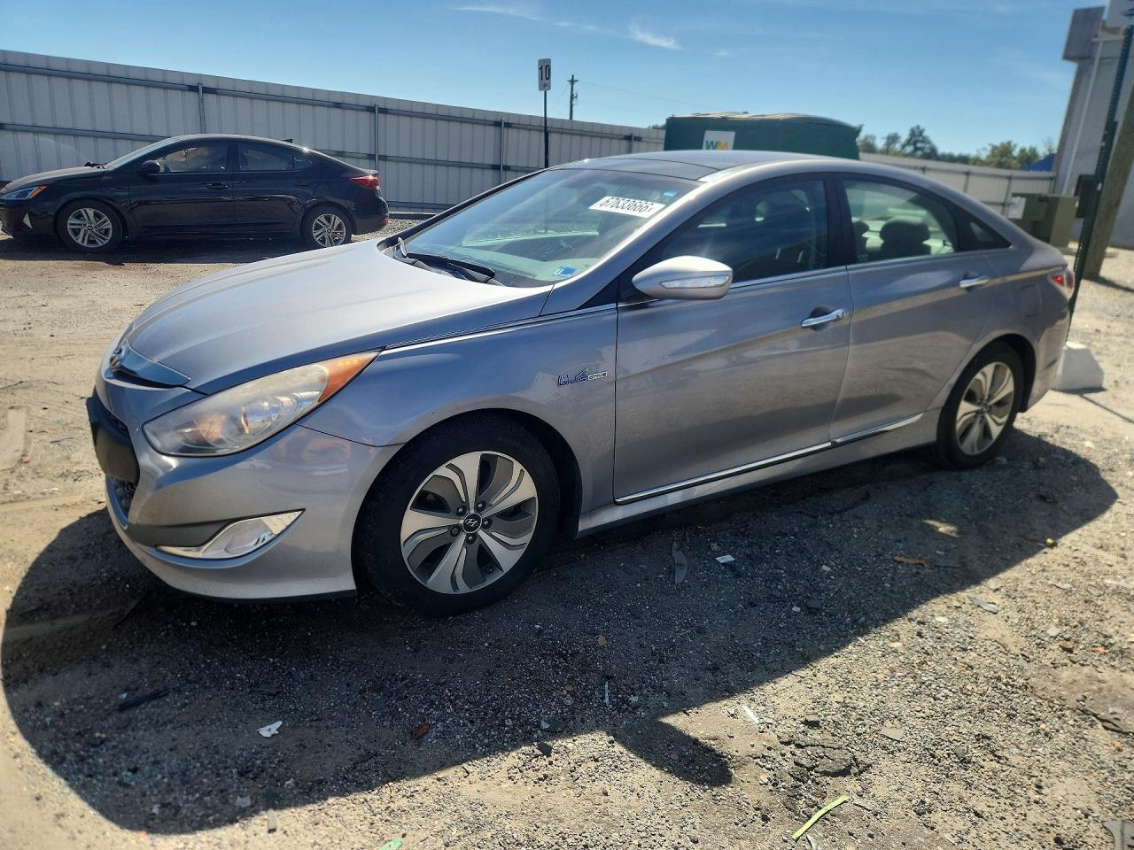 2015 HYUNDAI SONATA LIMITED | KMHEC4A42FA122461 | UPCARS