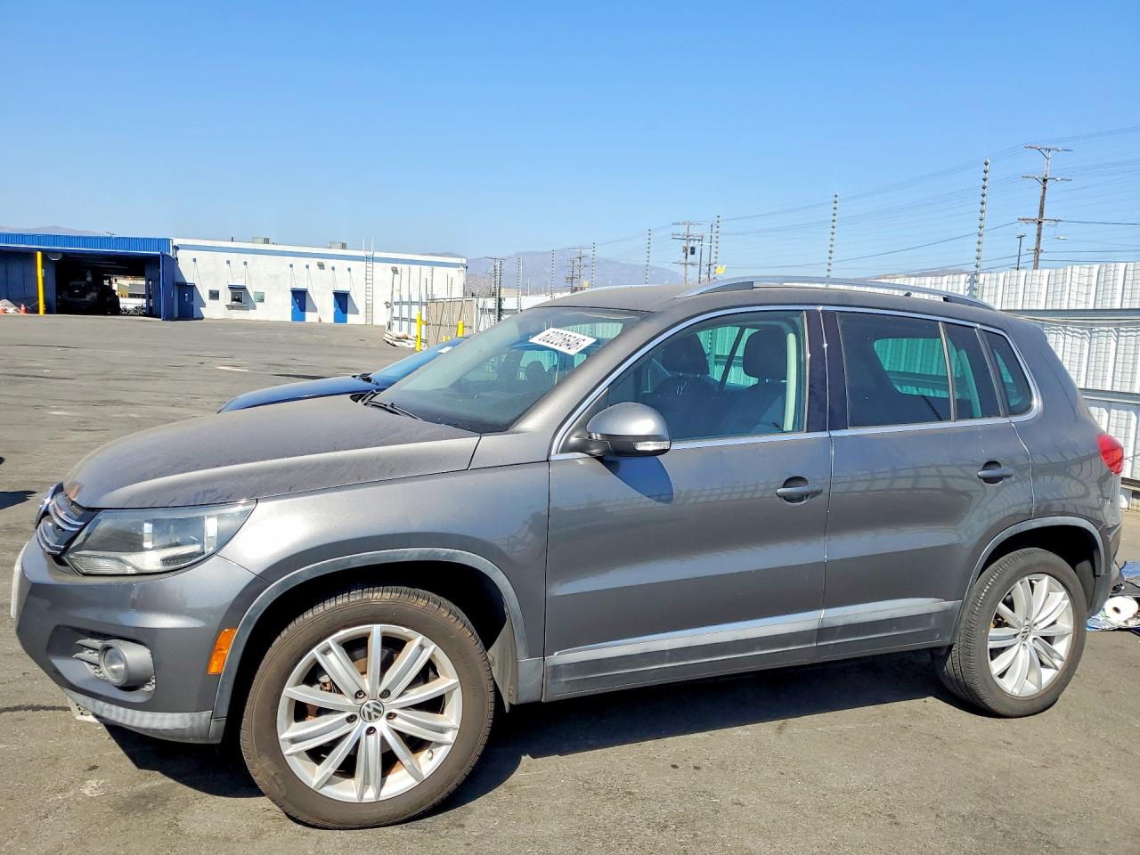 2012 VOLKSWAGEN TIGUAN S | WVGAV7AX3CW006009 | UPCARS