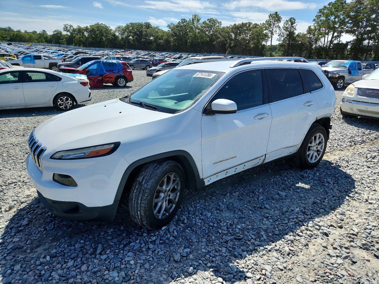 2015 JEEP CHEROKEE LATITUDE | 1C4PJLCB0FW771073 | UPCARS
