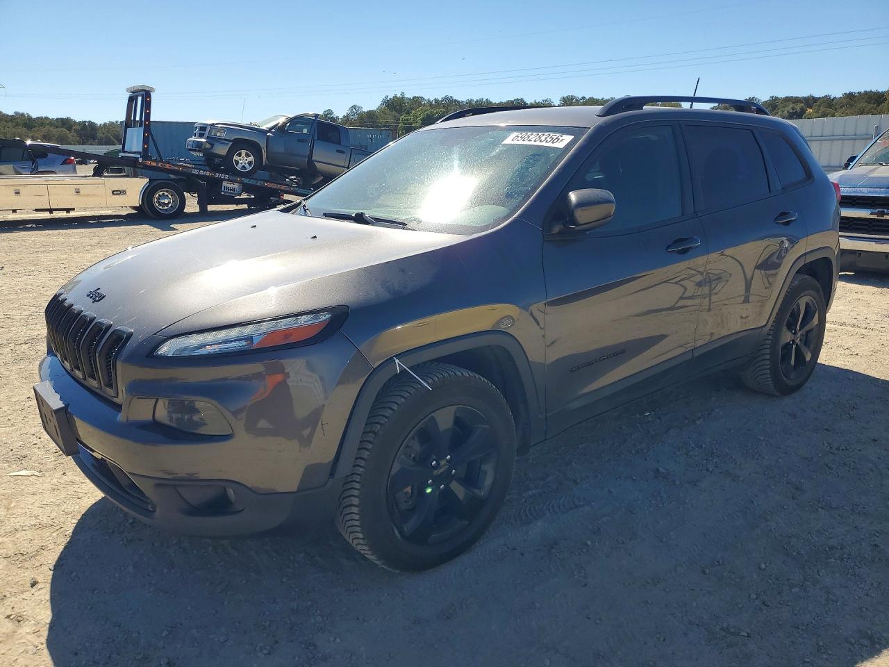 2018 JEEP CHEROKEE LATITUDE | 1C4PJMCB4JD586387 | UPCARS