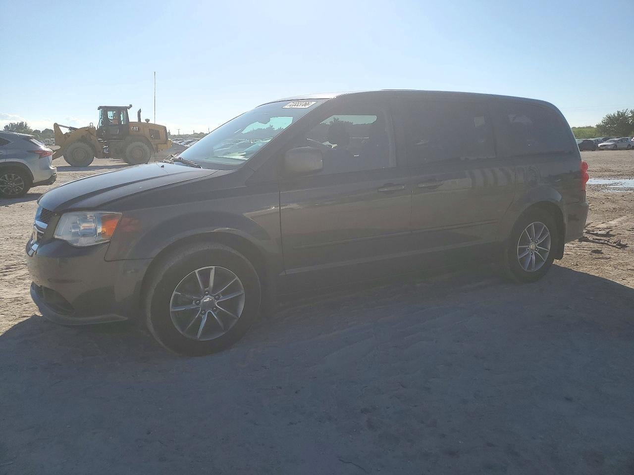 2015 DODGE CARAVAN SE | 2C4RDGBGXFR660639 | UPCARS
