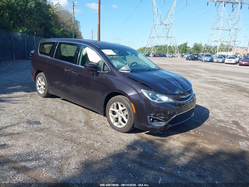 2019 CHRYSLER PACIFICA TOURING PLUS | 2C4RC1FG8KR531948 | UPCARS