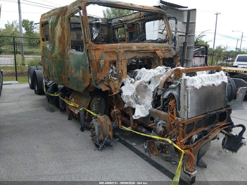 2020 VOLVO VNL | 4V4NC9EH1LN268728 | UPCARS