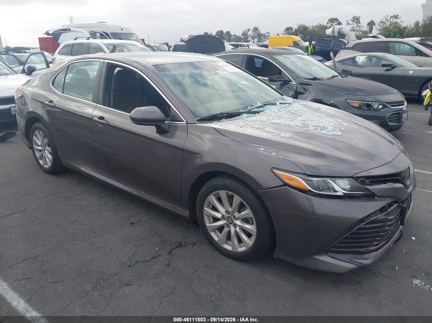 2018 TOYOTA CAMRY LE | 4T1B11HK9JU065582 | UPCARS