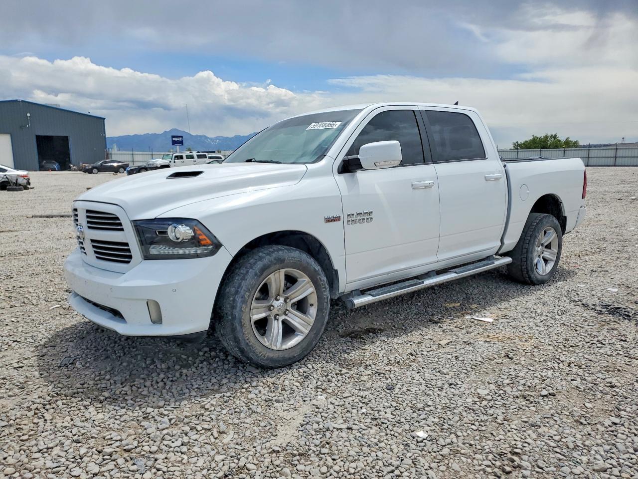 2017 RAM 1500 SPORT | 1C6RR7MT0HS565902 | UPCARS