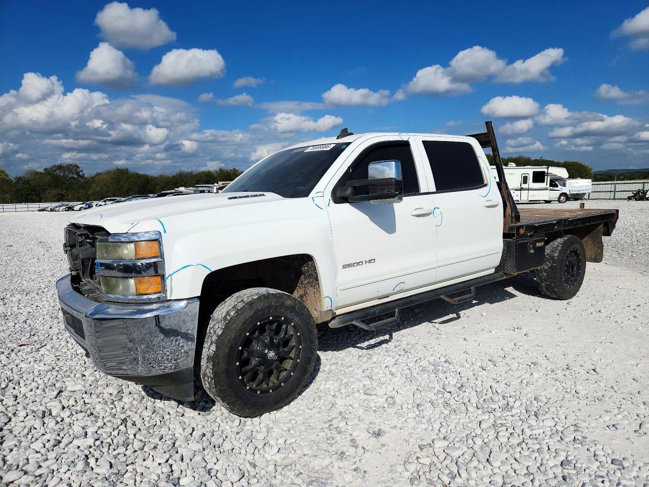 2015 CHEVROLET SILVERADO K2500 HEAVY DUTY LT | 1GB1KVE81FF633644 | UPCARS