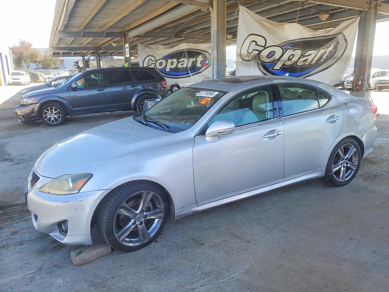 2011 LEXUS IS BASE | JTHBF5C22B5132795 | UPCARS