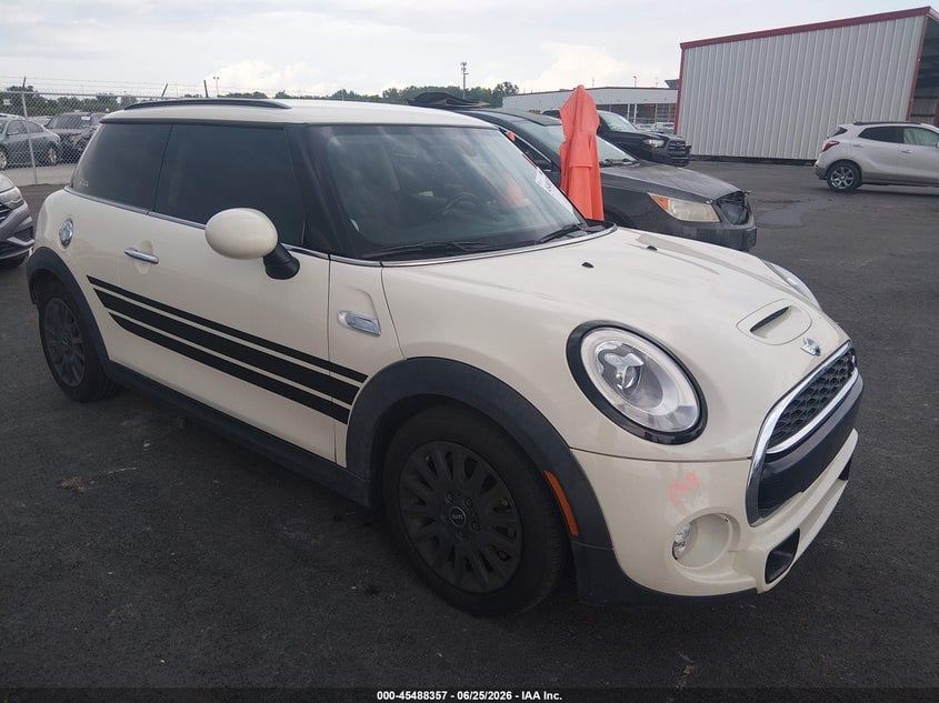 2016 MINI HARDTOP COOPER S | WMWXP7C50G3B93186 | UPCARS