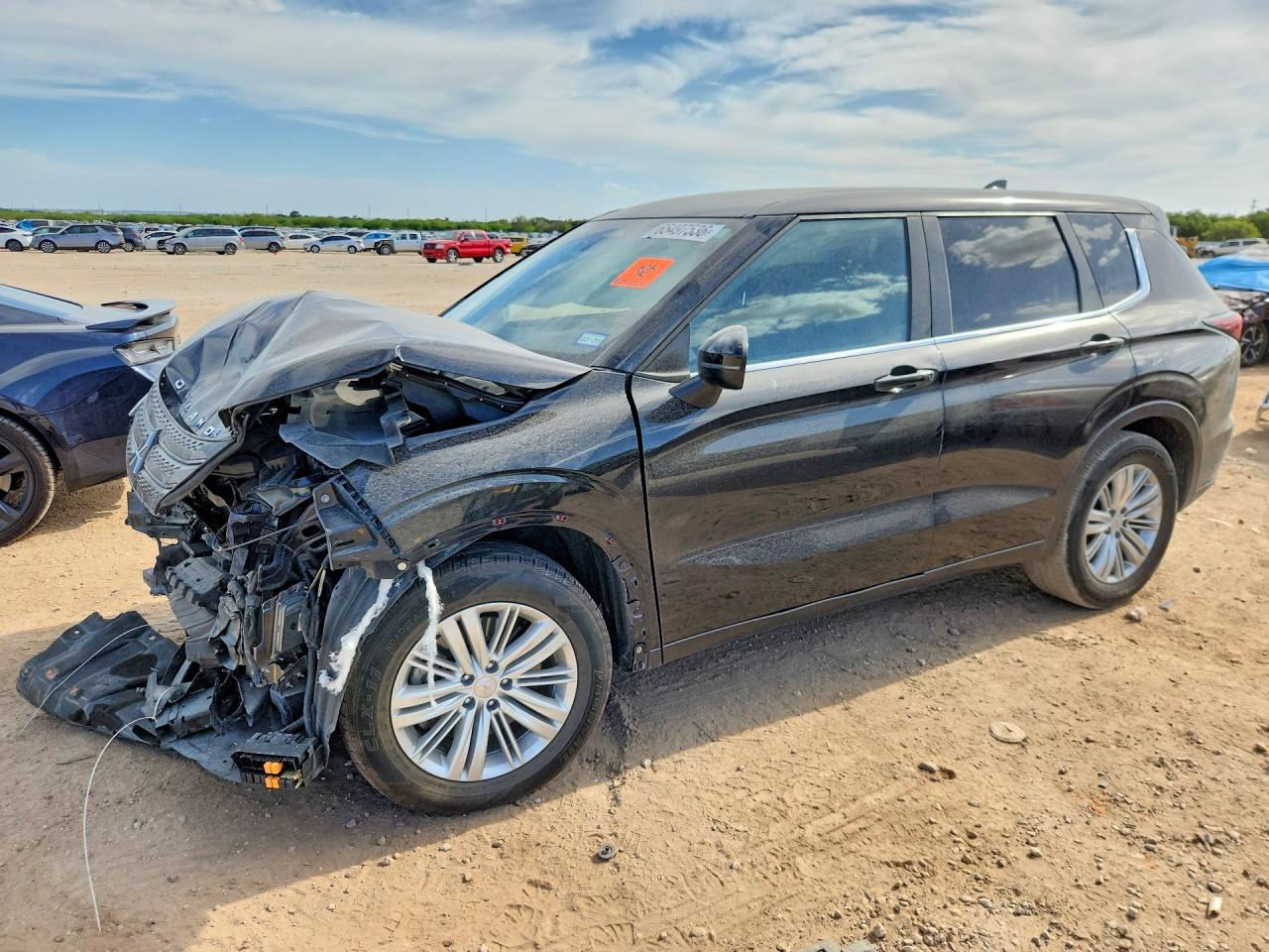2023 MITSUBISHI OUTLANDER ES | JA4J3TA84PZ028059 | UPCARS