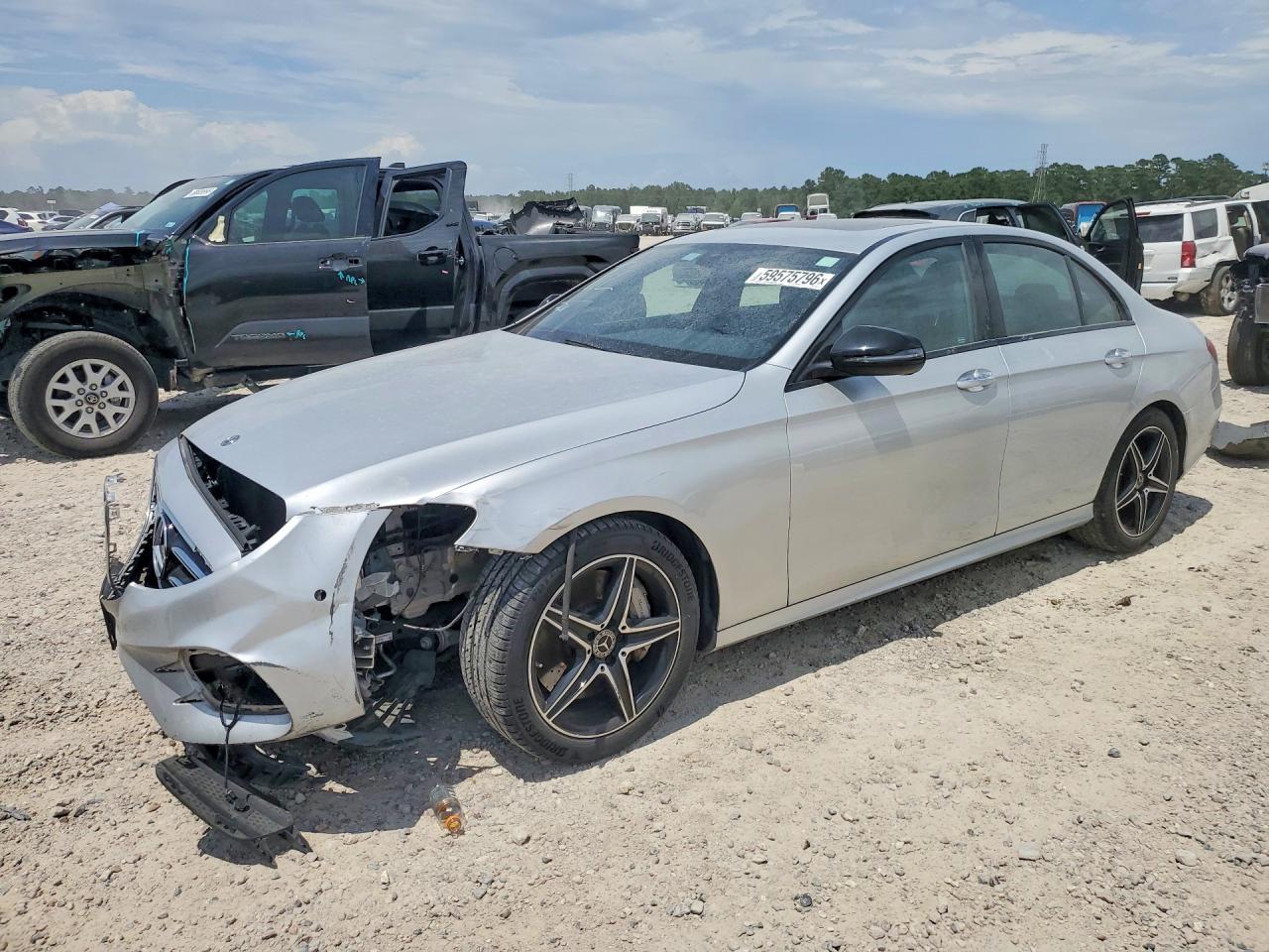2018 MERCEDES-BENZ E-CLASS 300 | WDDZF4JB7JA456673 | UPCARS