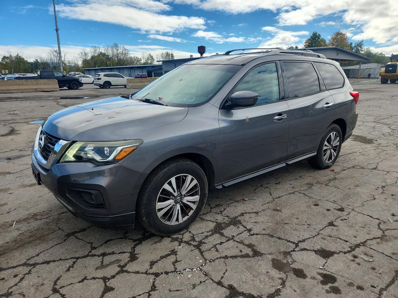 2017 NISSAN PATHFINDER SV | 5N1DR2MM7HC643595 | UPCARS