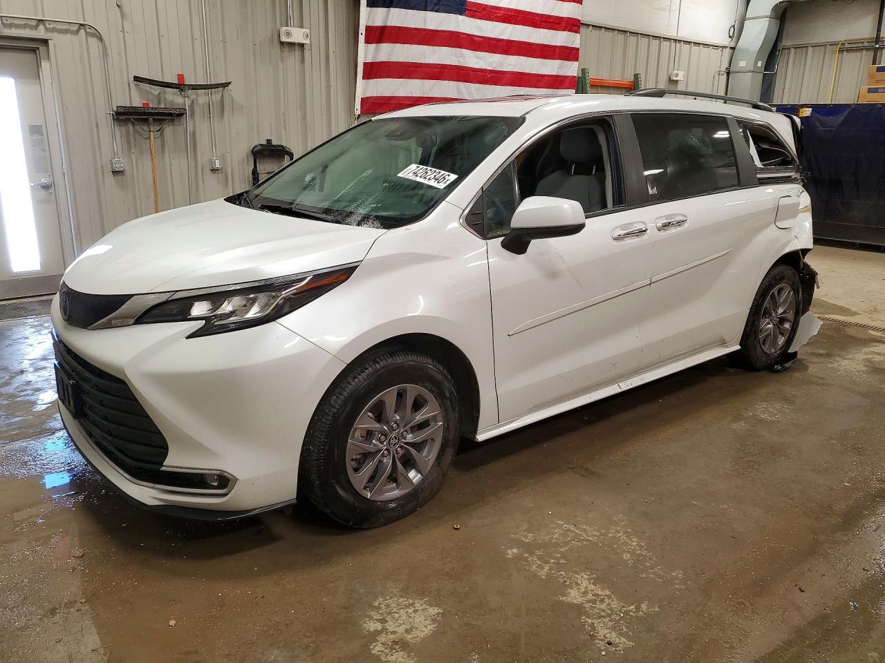 2023 TOYOTA SIENNA XLE | 5TDYSKFC2PS077633 | UPCARS