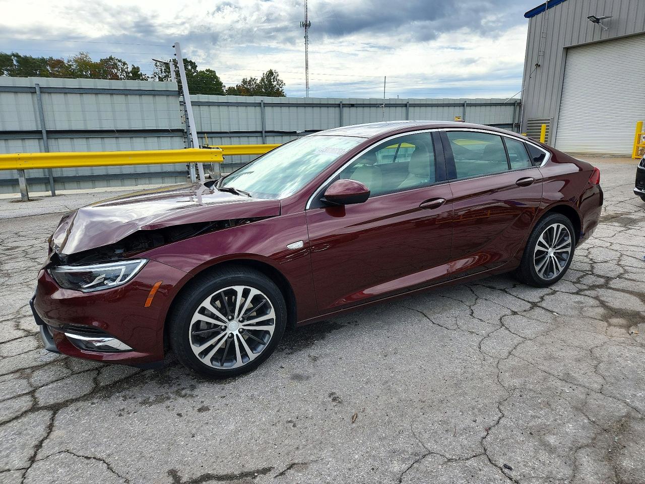 2018 BUICK REGAL ESSENCE | W04GR6SX6J1123342 | UPCARS