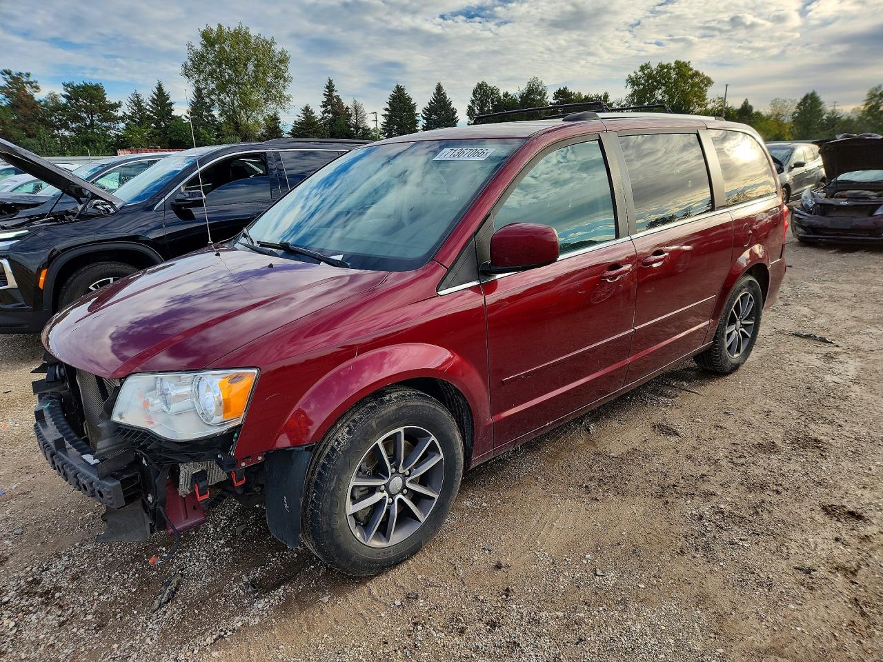 2017 DODGE CARAVAN SXT | 2C4RDGCGXHR671495 | UPCARS
