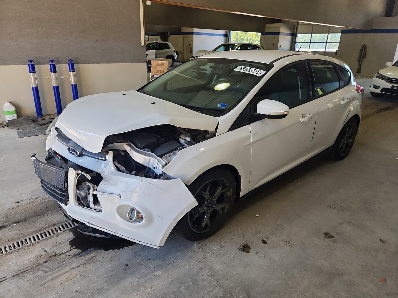 2014 FORD FOCU SE | 1FADP3K27EL319257 | UPCARS