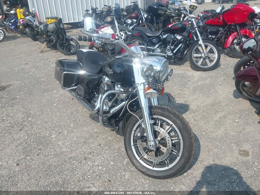 2019 HARLEY-DAVIDSON FLHR | 1HD1FBC1XKB631301 | UPCARS
