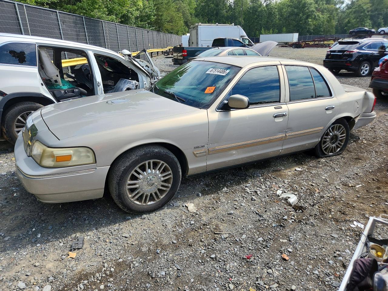 2009 MERCURY GRMARQUIS LS | 2MEHM75V49X612381 | UPCARS