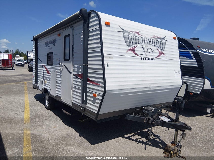 2014 FOREST RIVER WILDWOOD X-LITE 195B | 4X4TWDV15ER345557 | UPCARS