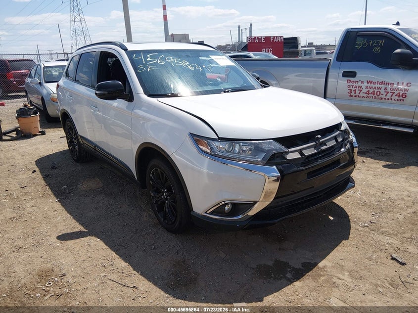 2018 MITSUBISHI OUTLANDER LE | JA4AD3A31JZ048441 | UPCARS