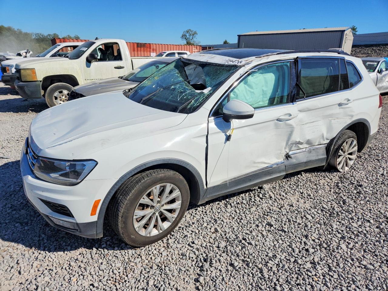 2018 VOLKSWAGEN TIGUAN SE | 3VV3B7AX0JM014279 | UPCARS