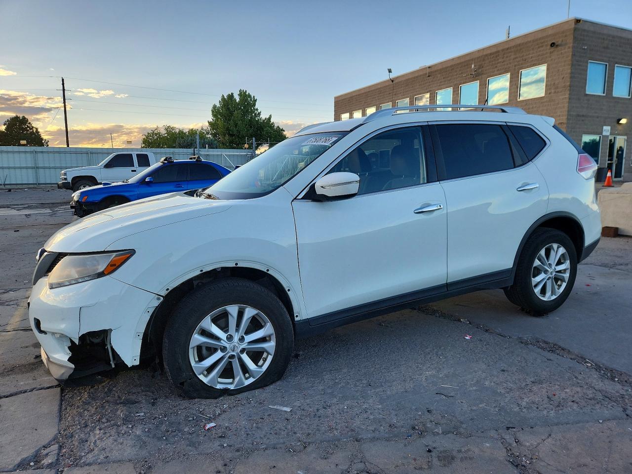 2015 NISSAN ROGUE SV | KNMAT2MV8FP573869 | UPCARS