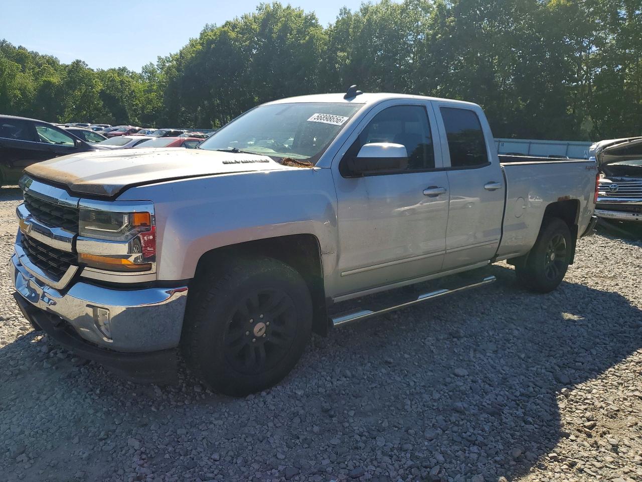 2017 CHEVROLET SILVERADO K1500 LT | 1GCVKREC2HZ230248 | UPCARS