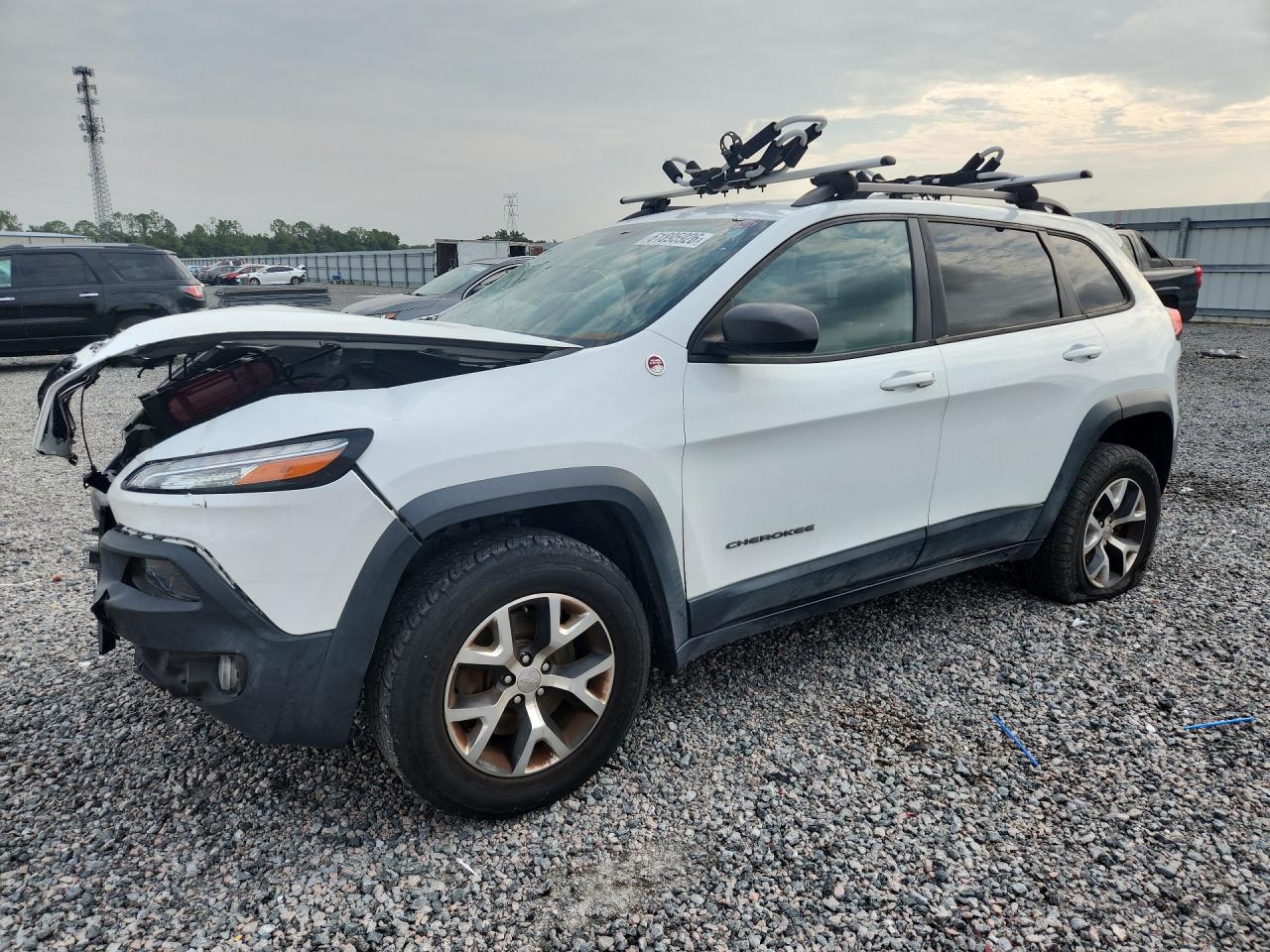 2015 JEEP CHEROKEE TRAILHAWK | 1C4PJMBS8FW511592 | UPCARS
